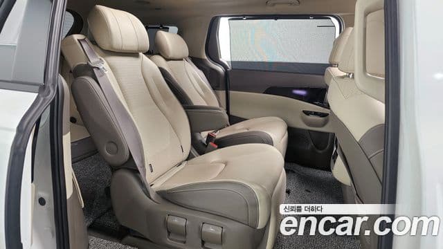 Kia Carnival 4세대 Signature, 2023 12