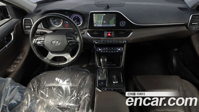 Hyundai Grandeur IG 3.0 LPi Modern (арендный автомобиль), 2018 7