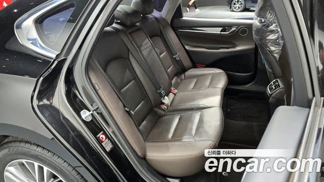 Hyundai Grandeur IG 3.0 LPi Modern (арендный автомобиль), 2018 12