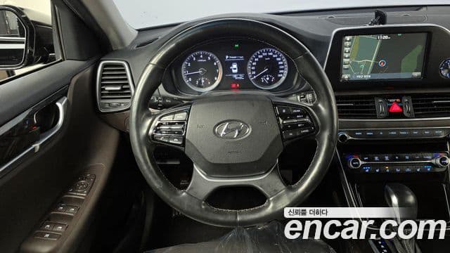 Hyundai Grandeur IG 3.0 LPi Modern (арендный автомобиль), 2018 13