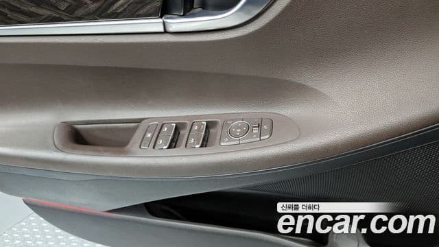 Hyundai Grandeur IG 3.0 LPi Modern (арендный автомобиль), 2018 18