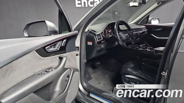 Audi Q7 (4M) 35 TDI Quattro Comfort, 2016 10