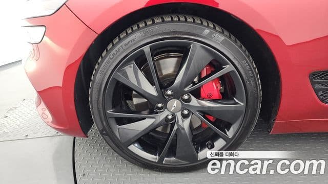 Genesis The / новый New G70, 2023 все фото