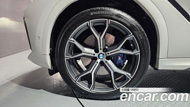 BMW X6 (G06) xDrive40i M Sport, 2022 все фото