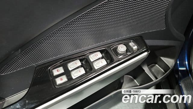 KG모빌리티(SsangYong) Tivoli VX 2WD, 2016 17