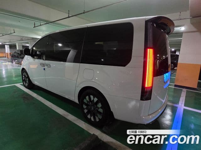 Hyundai Staria Inspiration, 2024 2