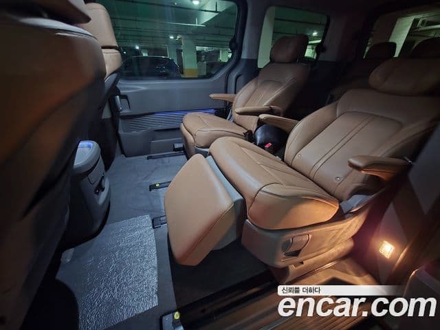 Hyundai Staria Inspiration, 2024 6