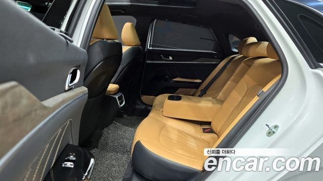 Kia K5 3세대 Signature, 2021 12