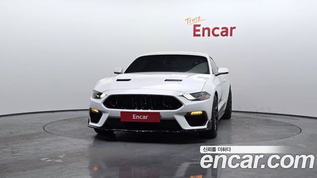 Ford Mustang купе, 2019 3