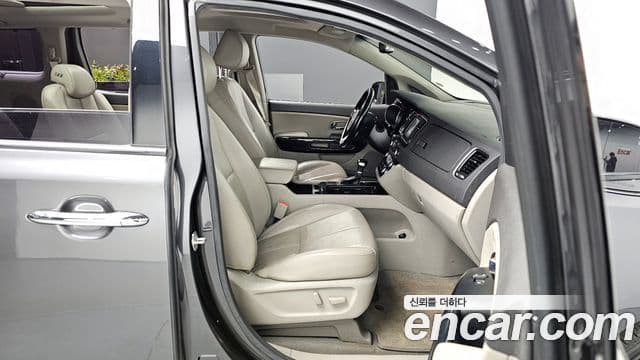 Kia All New Carnival Noblesse, 2018 11