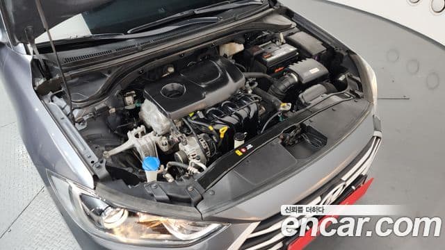 Hyundai Avante AD 1.6 GDI Value Plus, 2018 6