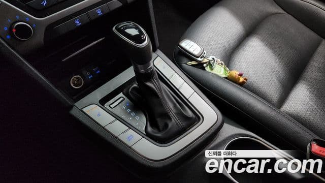 Hyundai Avante AD 1.6 GDI Value Plus, 2018 9