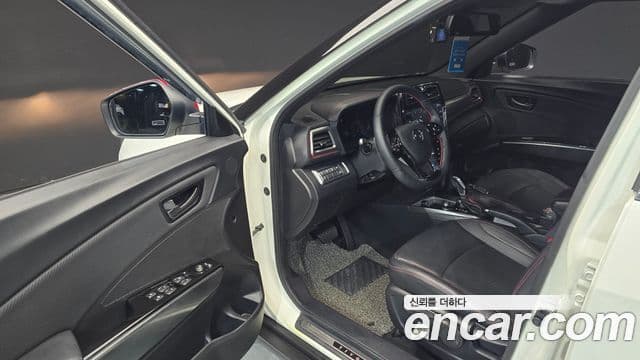 KG모빌리티(SsangYong) Berry New Tivoli R-PLUS белый, 2022 10