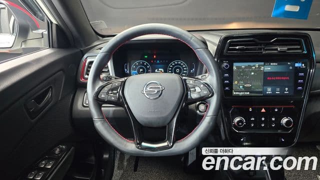 KG모빌리티(SsangYong) Berry New Tivoli R-PLUS белый, 2022 14