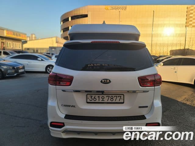 Kia The / новый New Carnival Prestige, 2019 6