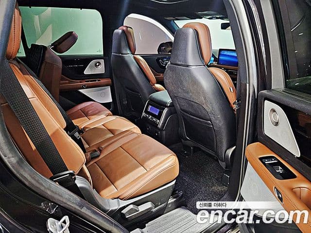 Lincoln Aviator 2세대 3.0 Reserve AWD, 2023 16