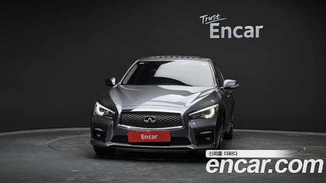 Infiniti Q50 3.5 гибрид Essence, 2017 3