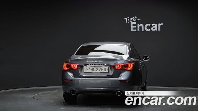 Infiniti Q50 3.5 гибрид Essence, 2017 4