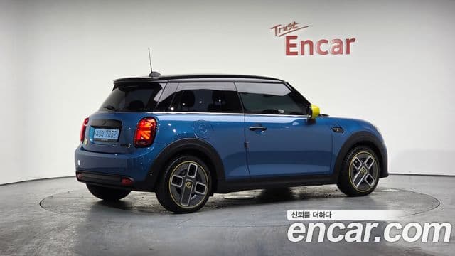 Mini Cooper Электрический (Electric) 3세대, 2024 2