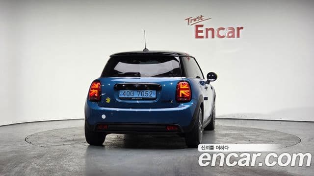 Mini Cooper Электрический (Electric) 3세대, 2024 4