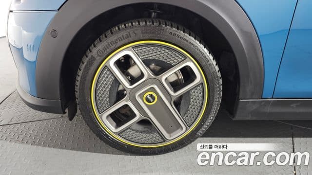 Mini Cooper Электрический (Electric) 3세대, 2024 все фото