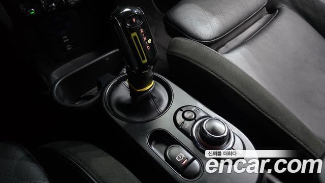 Mini Cooper Электрический (Electric) 3세대, 2024 9