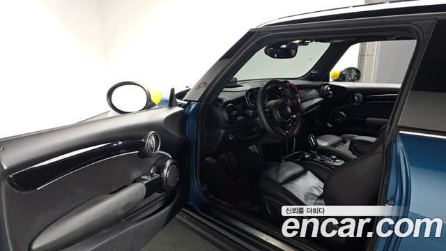 Mini Cooper Электрический (Electric) 3세대, 2024 12