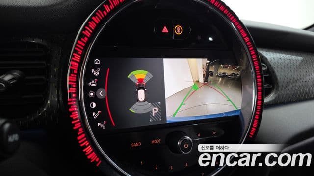 Mini Cooper Электрический (Electric) 3세대, 2024 15