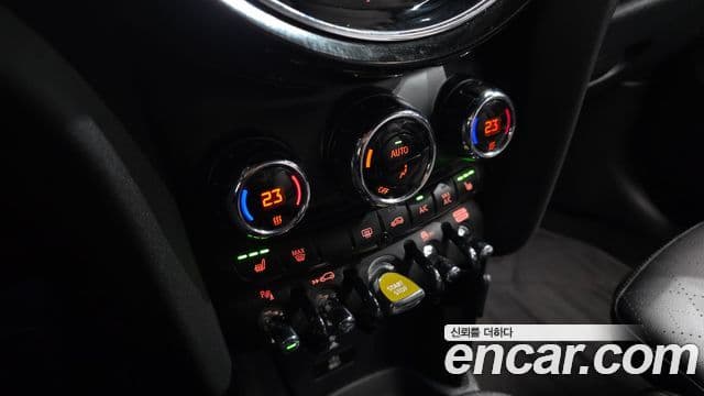 Mini Cooper Электрический (Electric) 3세대, 2024 19