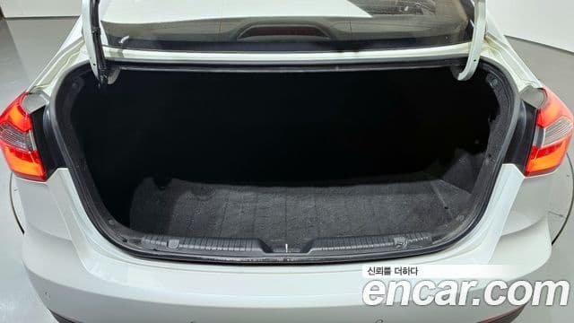 Kia K3 Trendy, 2015 20