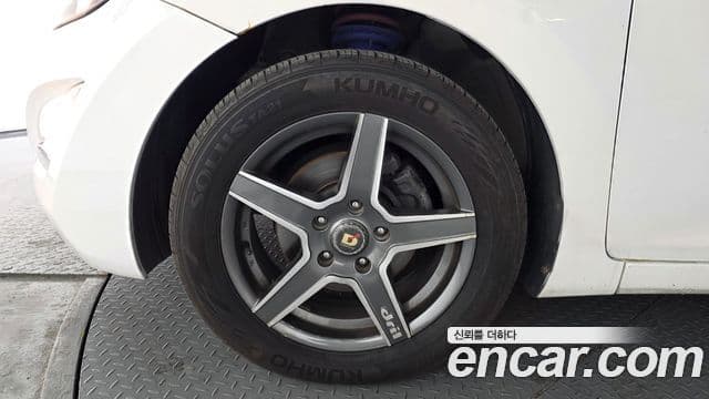 Hyundai Avante MD Premier, 2012 все фото