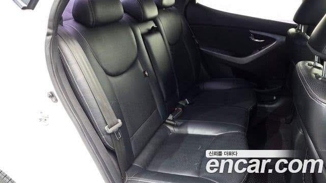 Hyundai Avante MD Premier, 2012 12