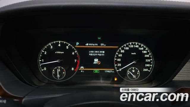 Genesis EQ900 Prestige, 2016 8