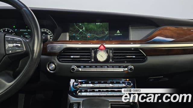 Genesis EQ900 Prestige, 2016 15