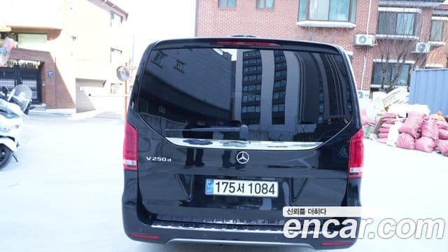 Mercedes-Benz V-класс W447, 2018 2