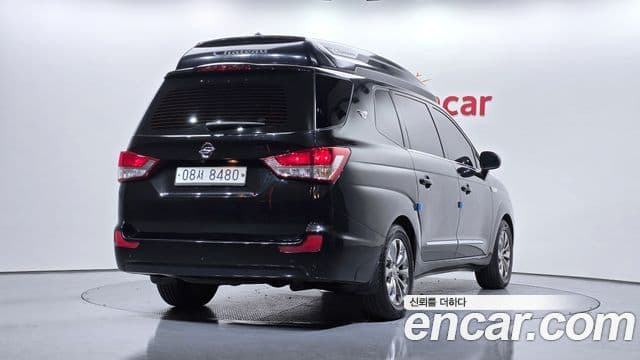 KG모빌리티(SsangYong) Korando 투리스모 high лимузин, 2017 2