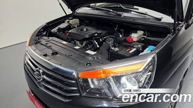 KG모빌리티(SsangYong) Korando 투리스모 high лимузин, 2017 6