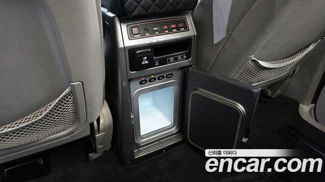 KG모빌리티(SsangYong) Korando 투리스모 high лимузин, 2017 18