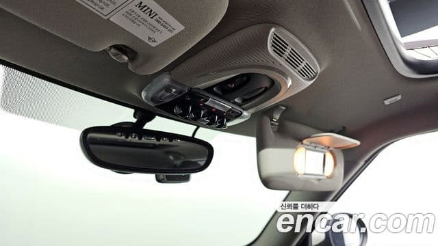 Mini Cooper 클럽맨 2세대, 2020 19