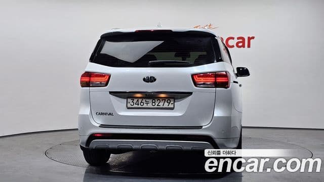 Kia All New Carnival Luxury, 2017 все фото
