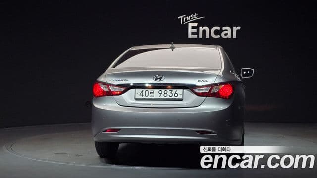 Hyundai YF Sonata Prime, 2012 4