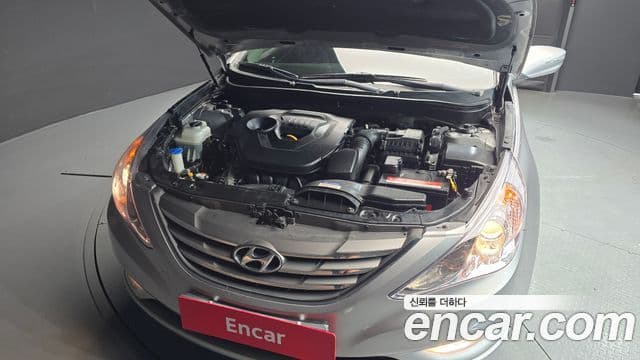 Hyundai YF Sonata Prime, 2012 6