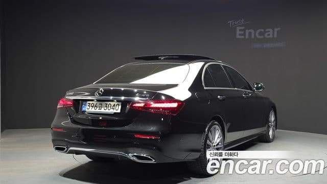 Mercedes-Benz E-класс W213 AMG Line, 2022 2