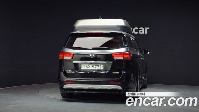 Kia All New Carnival Prestige, 2016 4