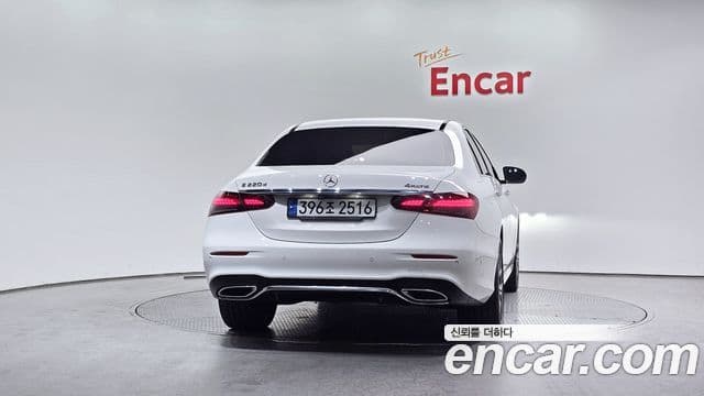 Mercedes-Benz E-класс W213 AMG Line, 2022 4