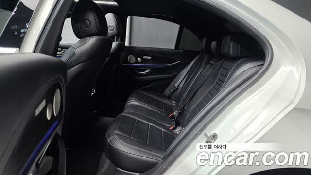 Mercedes-Benz E-класс W213 AMG Line, 2022 12