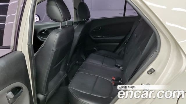 Kia All New Morning Deluxe, 2012 12