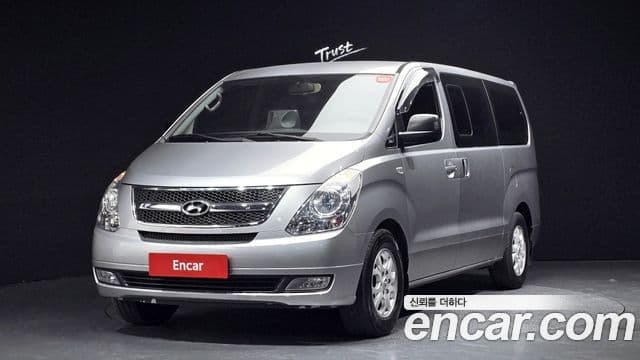 Hyundai Grand Starex CVX Luxury, 2015 1