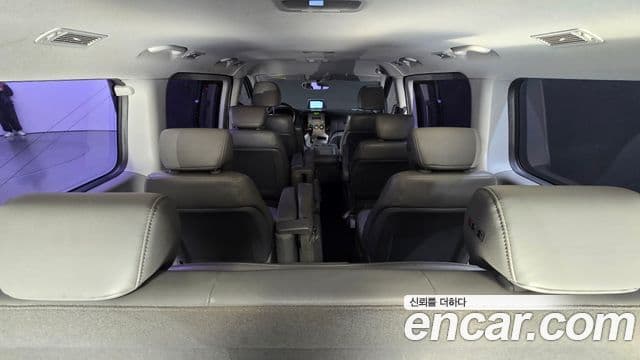 Hyundai Grand Starex CVX Luxury, 2015 19