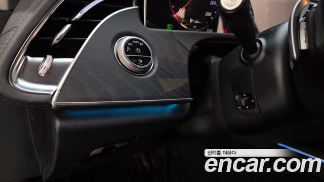 Mercedes-Benz E-класс W214 Avantgarde, 2025 17